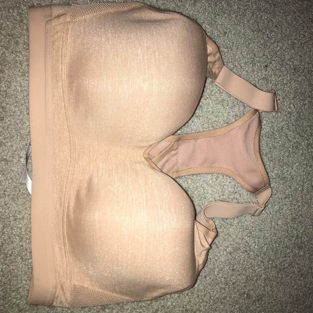 Victoria’s Secret Sports Bra 34D